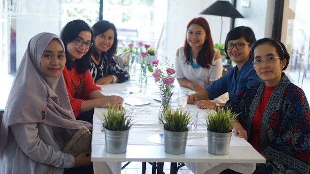 sebagian peserta yang juga followers instagram dan facebook @nuniektirta